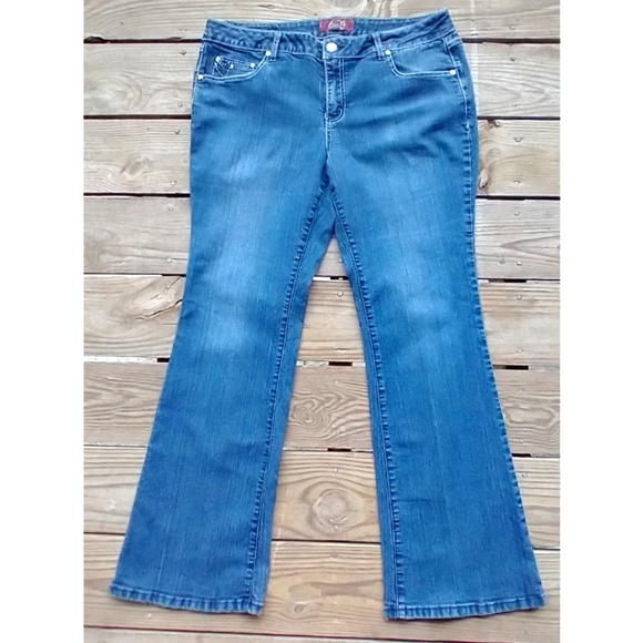 One 5 One Embellished Blue Jeans - Picture 4 of 6